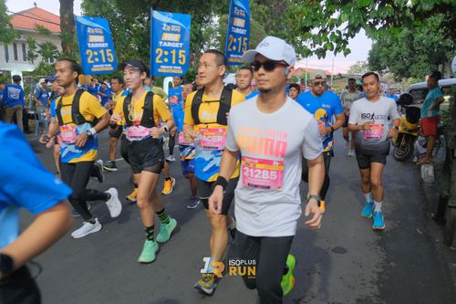 Race photo from Isoplus Run 2024 Surabaya