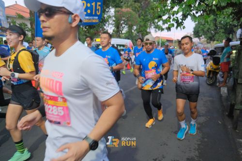 Race photo from Isoplus Run 2024 Surabaya