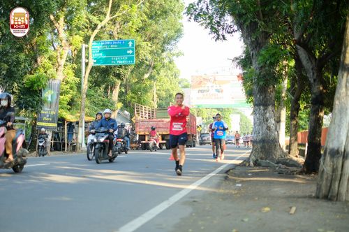 Race photo from Kediri Half Marathon 2024