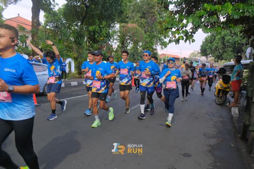 Race photo from Isoplus Run 2024 Surabaya
