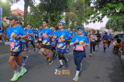 Race photo from Isoplus Run 2024 Surabaya