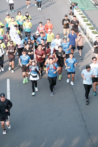 Race photo from NU SKIN RUNNING CLUB