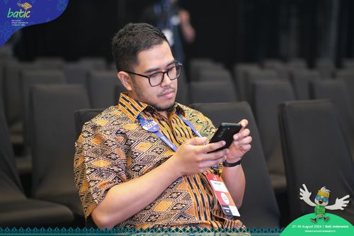 Race photo from Telin Batic 2024 Photo Search