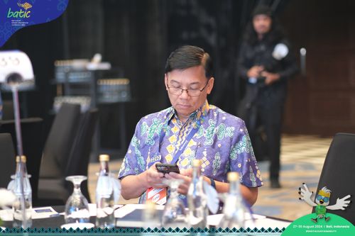 Race photo from Telin Batic 2024 Photo Search