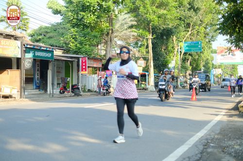 Race photo from Kediri Half Marathon 2024