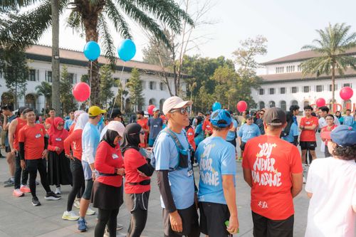 Race photo from Happy One Decade Unpad Runner