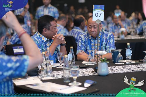 Race photo from Telin Batic 2024 Photo Search