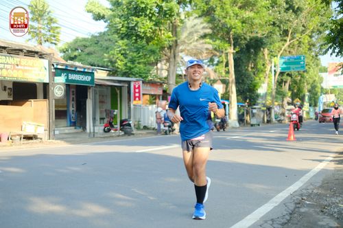 Race photo from Kediri Half Marathon 2024