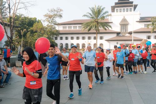 Race photo from Happy One Decade Unpad Runner