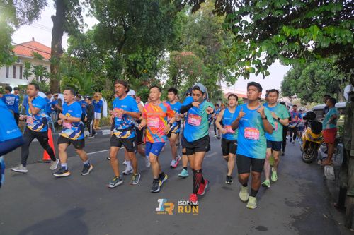 Race photo from Isoplus Run 2024 Surabaya