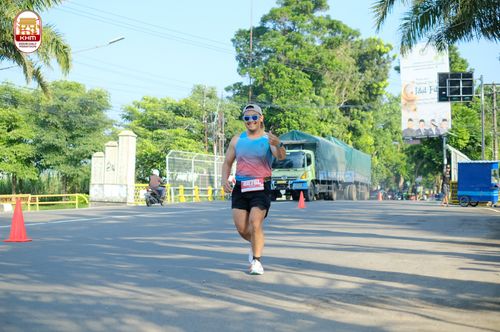 Race photo from Kediri Half Marathon 2024