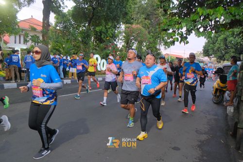 Race photo from Isoplus Run 2024 Surabaya