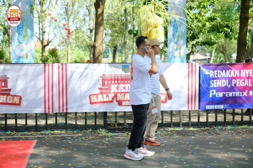 Race photo from Kediri Half Marathon 2024