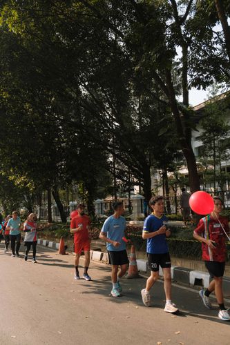 Race photo from Happy One Decade Unpad Runner