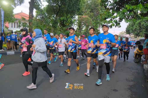 Race photo from Isoplus Run 2024 Surabaya