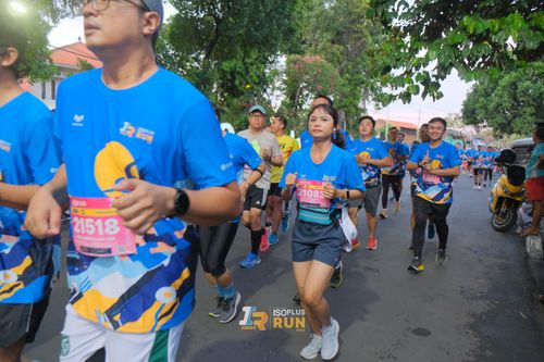 Race photo from Isoplus Run 2024 Surabaya