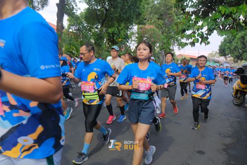 Race photo from Isoplus Run 2024 Surabaya