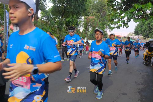 Race photo from Isoplus Run 2024 Surabaya