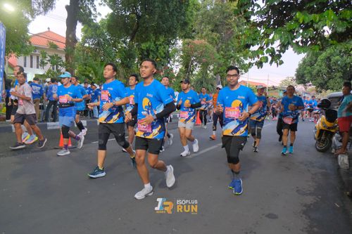 Race photo from Isoplus Run 2024 Surabaya