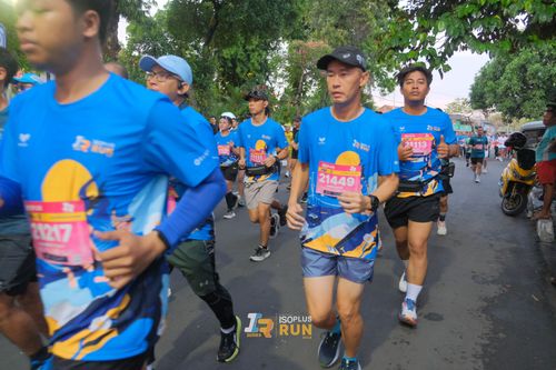 Race photo from Isoplus Run 2024 Surabaya
