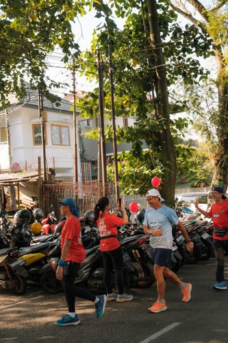 Race photo from Happy One Decade Unpad Runner