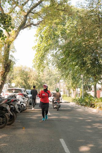 Race photo from Happy One Decade Unpad Runner
