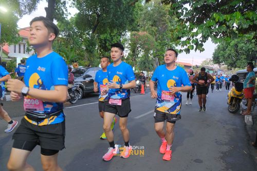 Race photo from Isoplus Run 2024 Surabaya