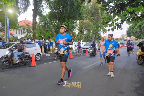 Race photo from Isoplus Run 2024 Surabaya
