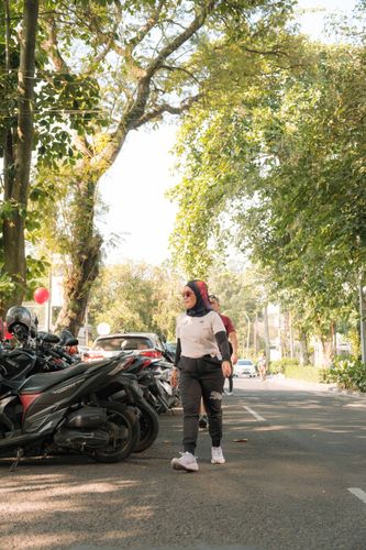 Race photo from Happy One Decade Unpad Runner