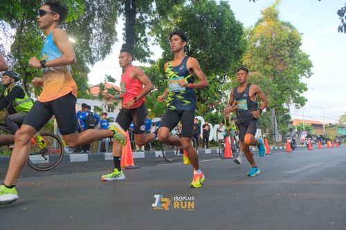 Race photo from Isoplus Run 2024 Surabaya
