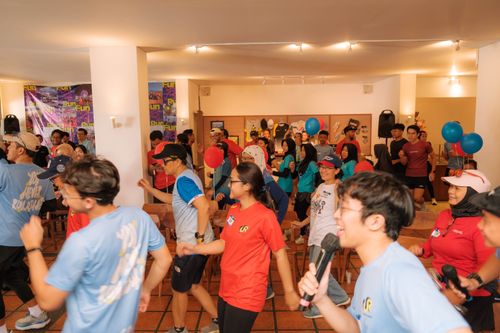 Race photo from Happy One Decade Unpad Runner