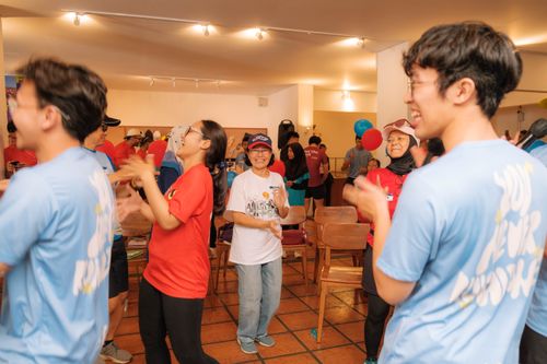 Race photo from Happy One Decade Unpad Runner