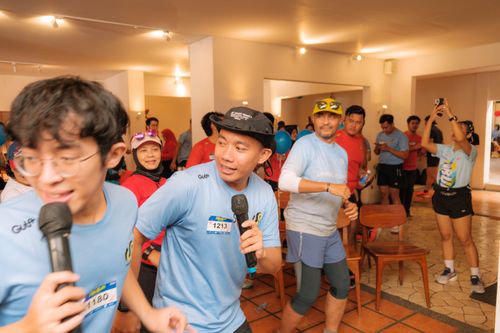 Race photo from Happy One Decade Unpad Runner