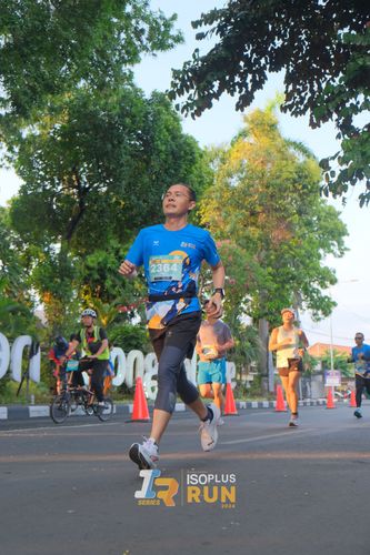 Race photo from Isoplus Run 2024 Surabaya