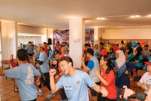 Race photo from Happy One Decade Unpad Runner