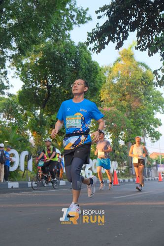 Race photo from Isoplus Run 2024 Surabaya