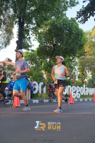 Race photo from Isoplus Run 2024 Surabaya