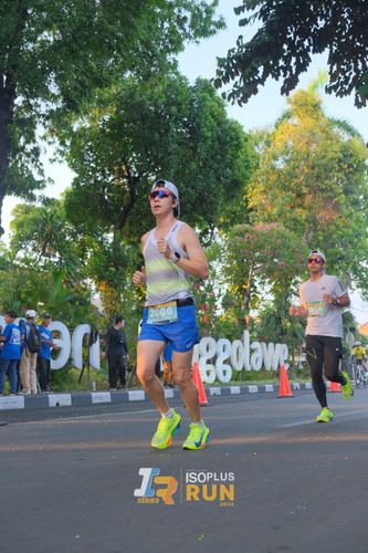 Race photo from Isoplus Run 2024 Surabaya