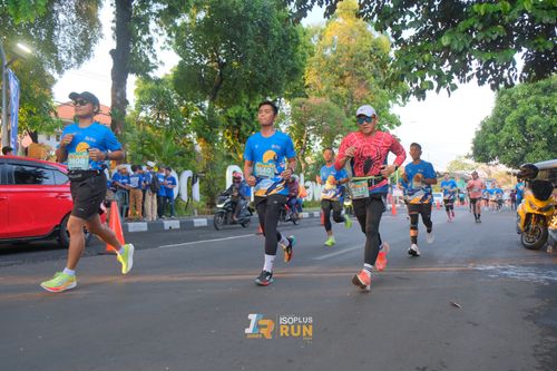 Race photo from Isoplus Run 2024 Surabaya