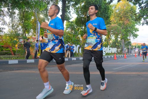 Race photo from Isoplus Run 2024 Surabaya