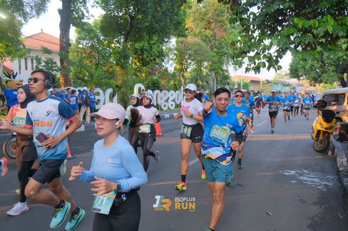 Race photo from Isoplus Run 2024 Surabaya