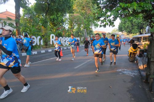 Race photo from Isoplus Run 2024 Surabaya