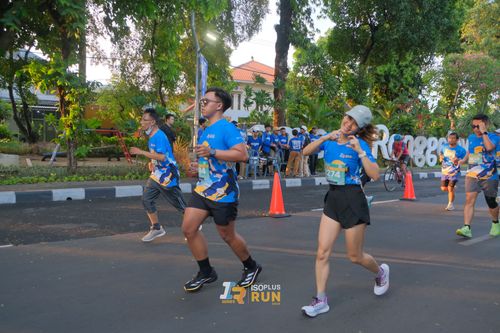 Race photo from Isoplus Run 2024 Surabaya