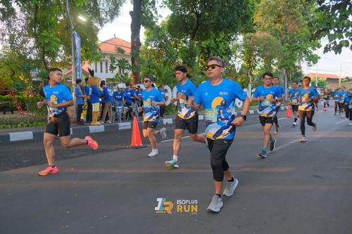 Race photo from Isoplus Run 2024 Surabaya