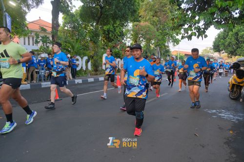 Race photo from Isoplus Run 2024 Surabaya