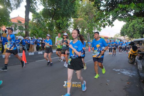 Race photo from Isoplus Run 2024 Surabaya