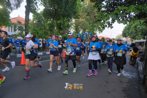 Race photo from Isoplus Run 2024 Surabaya