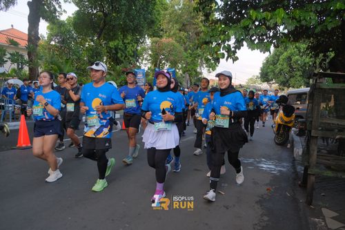 Race photo from Isoplus Run 2024 Surabaya