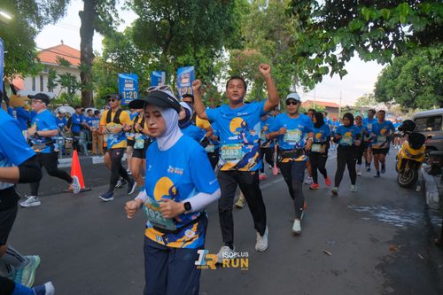 Race photo from Isoplus Run 2024 Surabaya