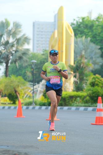Race photo from Isoplus Run 2024 Surabaya